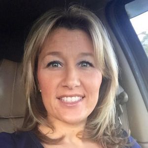 Meet your Posher, Holly